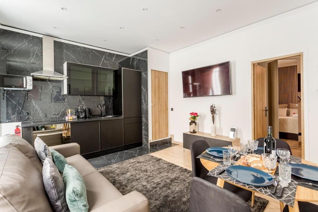 Suite Paris, Tour Eiffel, Champs Elysees Bagian luar foto
