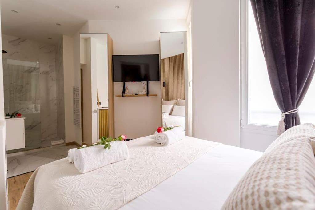 Suite Paris, Tour Eiffel, Champs Elysees Bagian luar foto